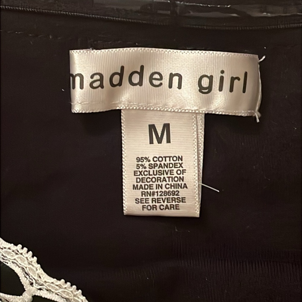 Madden Girl Black Off-the-Shoulder Crop Top with White Trim - Picture 6 of 13